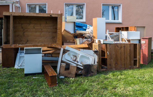 Best Yard Cleanup Services  in Chelsea, MI